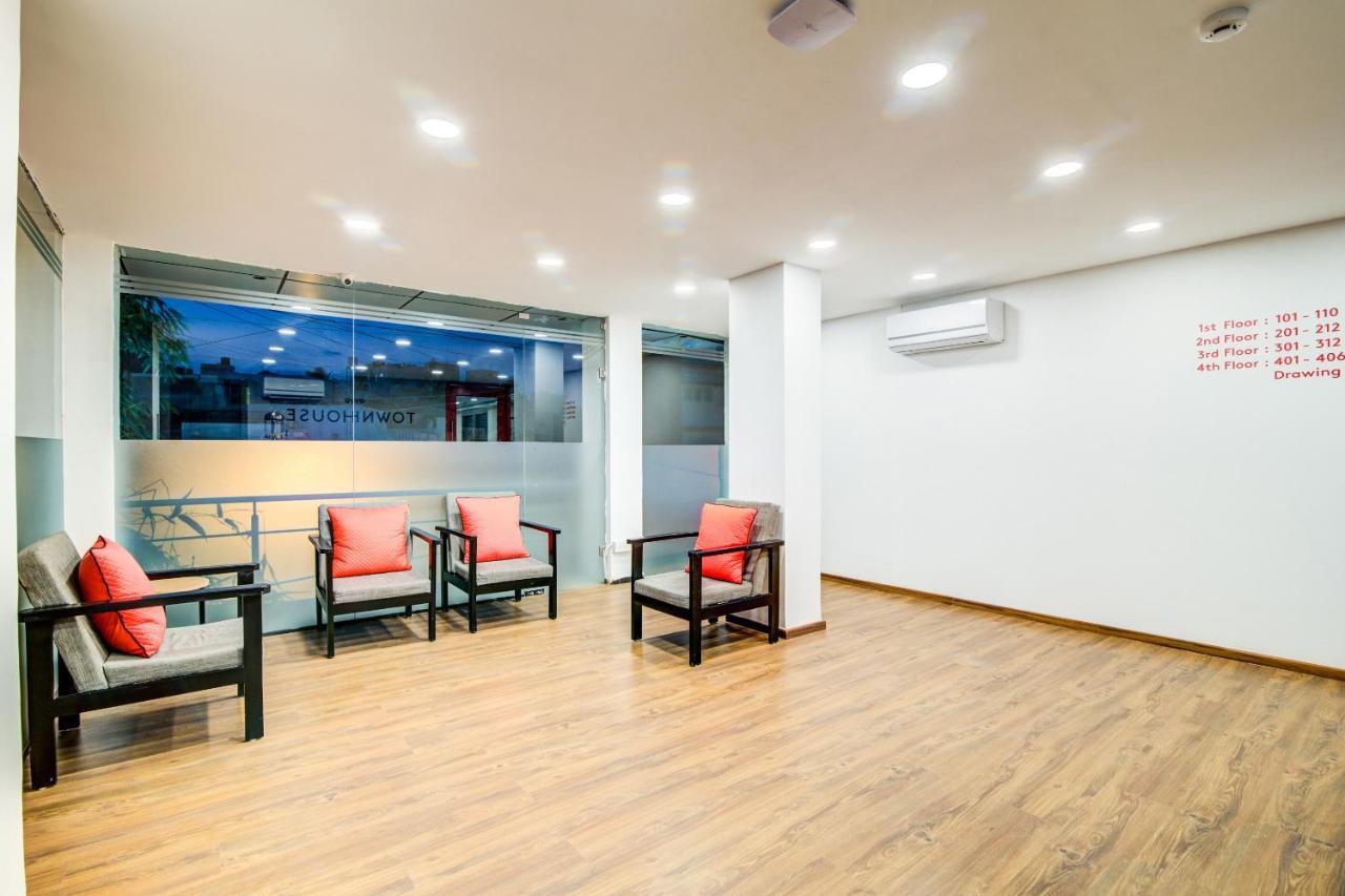 מלון העיר בנגלור Oyo Townhouse 104 Koramangala Maharaja Signal מראה חיצוני תמונה